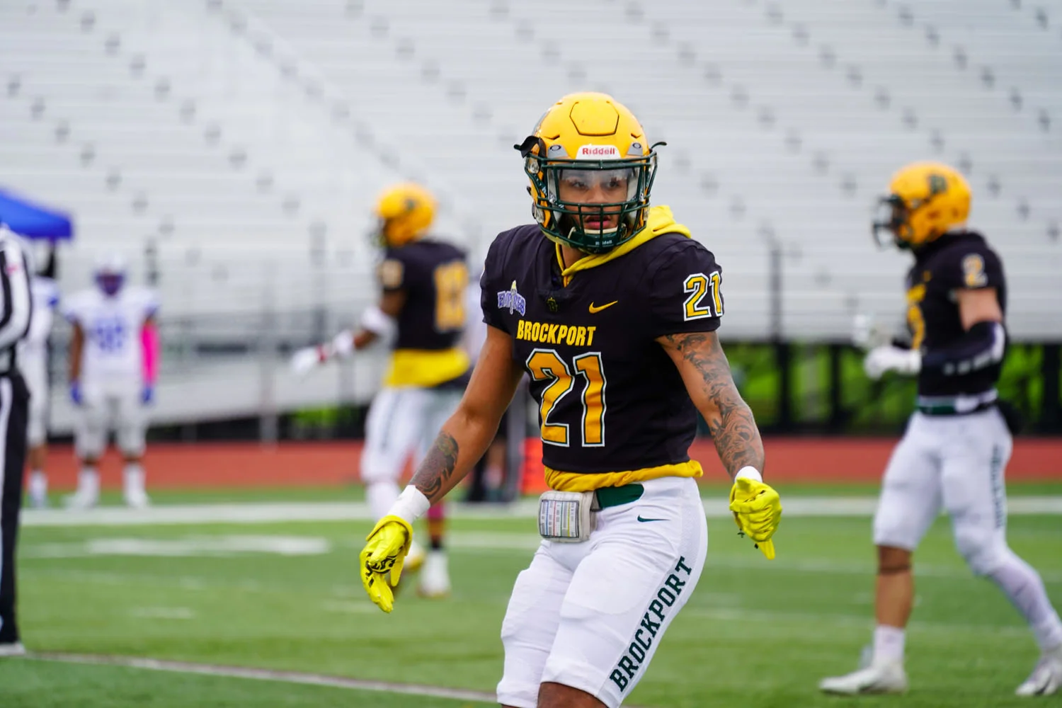 DB looking to the sidelines for signals