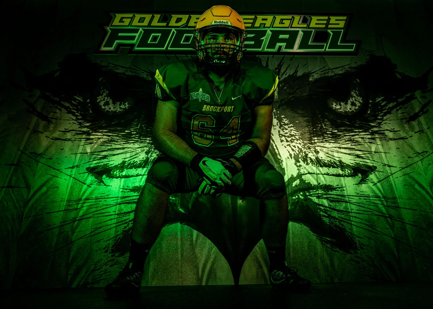 Offensive Lineman focused on media day