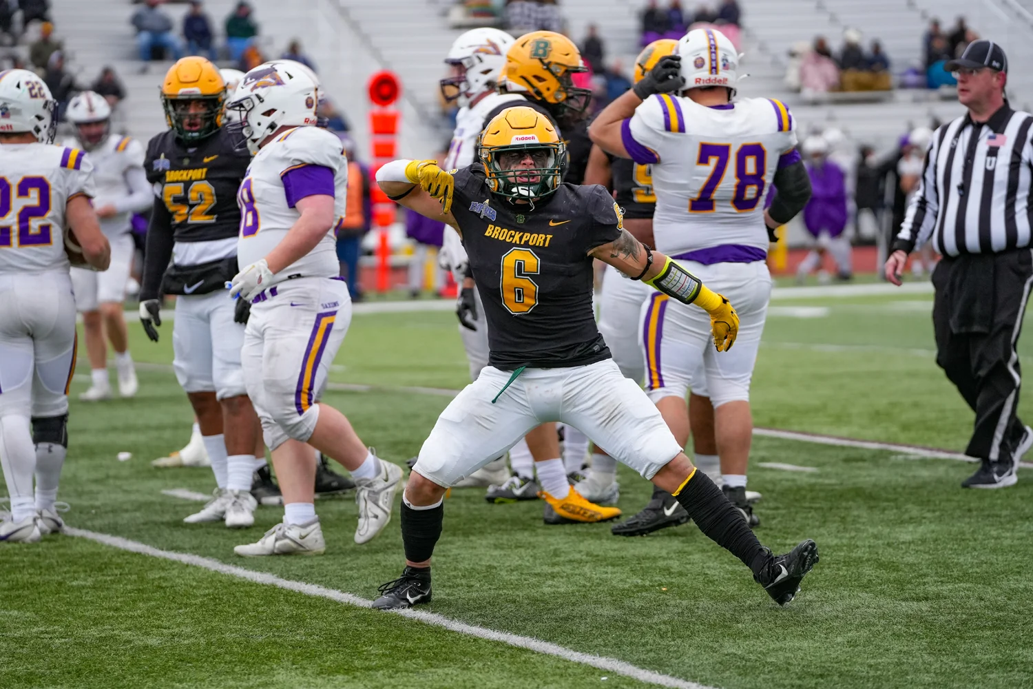 LB Fired up after a big play
