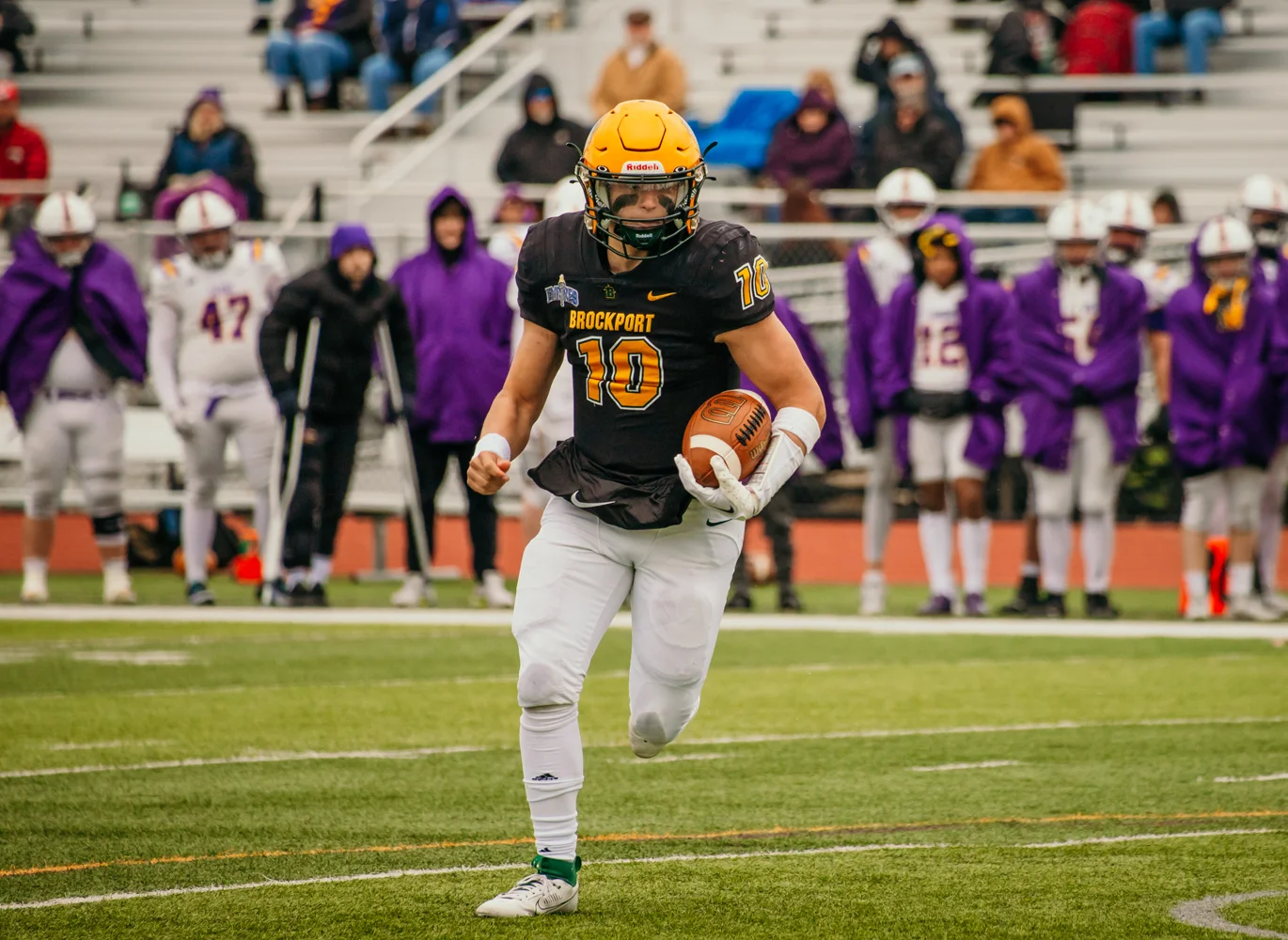 QB trying to hit the corner