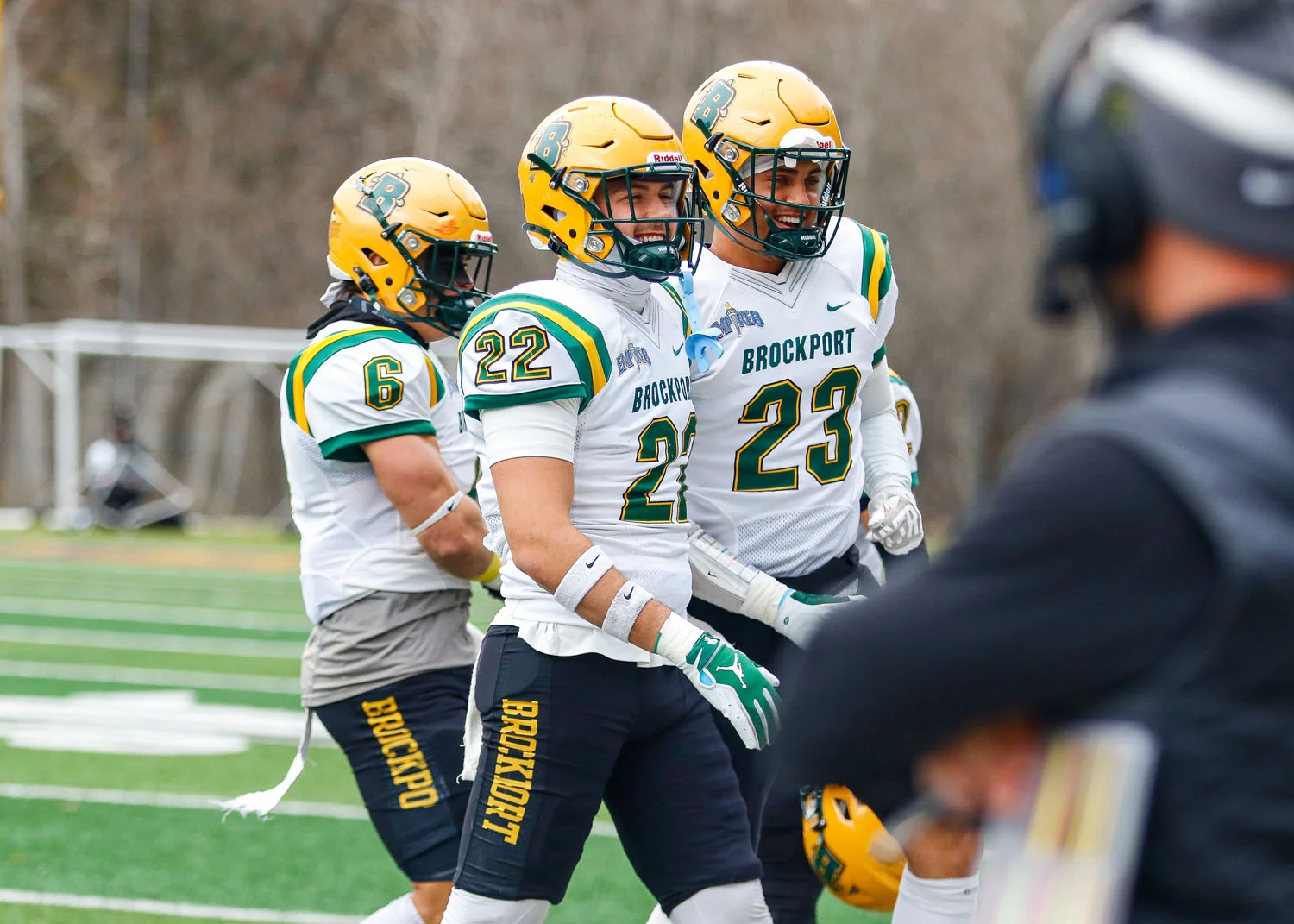 Captains coming back from the coin toss